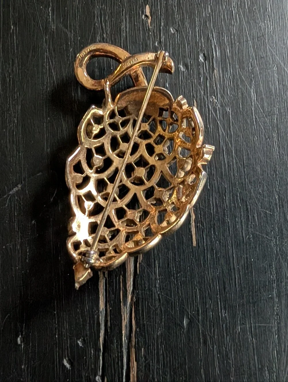 Vintage Crown Trifari 1940s Strawberry Brooch Pin Pendant Pat Pend As Is Repair